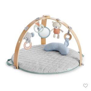 Ingenuity cozy reversible duvet activity gym with wooden toy bar